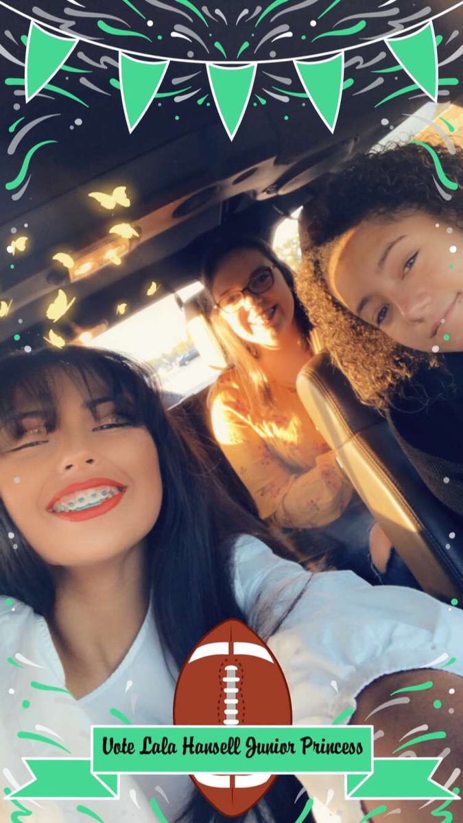 LalaaHansell's tweet image. #myownsnapfilter 🤪 go vote for me for Junior Princess tomorrow! #youknowwhattodo