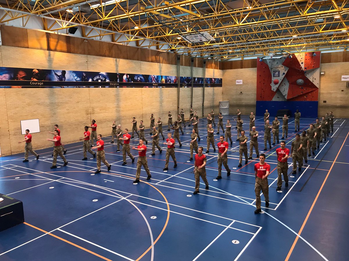 HMS_Raleigh's tweet photo. It's the start of a big week for our week 10 class. Congratulations to the #Cornwell13s on completing their Initial Military Fitness PassOut. Every single recruit is mentally and physically fitter.  #navyfit #fittofight #finalweek https://t.co/yaewsK4ynI