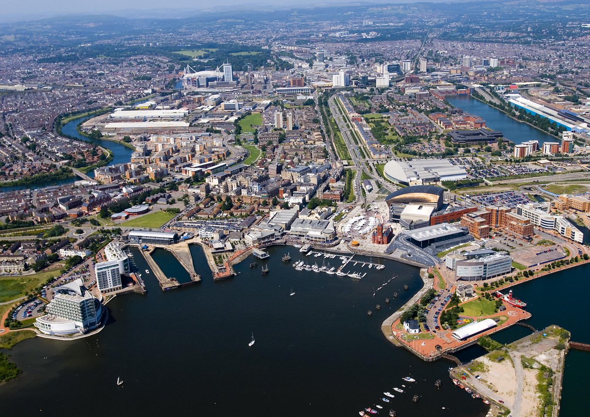 CardiffMetConf's tweet photo. Great to catch up with Faye @VisitCardiff today and get an update on the #CardiffAmbassadors programme. #AmbassadorProgrammes
https://t.co/EsrUwju67k https://t.co/It0V0vIfRB