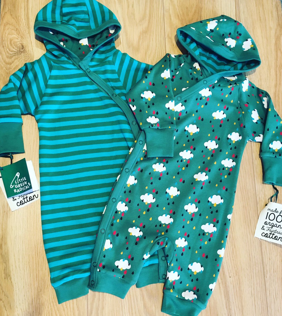 Twinkle46583308's tweet photo. Reversible is the way forward! Just wish they did these in adult size! #reversible #babyclothes #kidsclothes #organic #organicbabyclothes #fairtrade #babyshower #littlegreenradicals https://t.co/ciMwOc8YPg