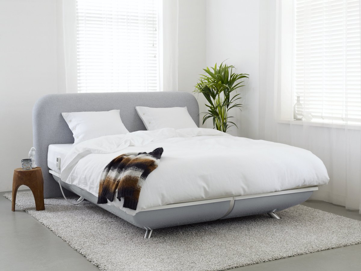 RestedUK's tweet image. Tomorrow we will have a new addition to our showroom from our partners @FreshBedCOM. FreshBed enhances the quality of your sleep through delicious climate control. Fall asleep faster, experience longer, deeper sleep, and wake up more refreshed. Every day. #RESTED