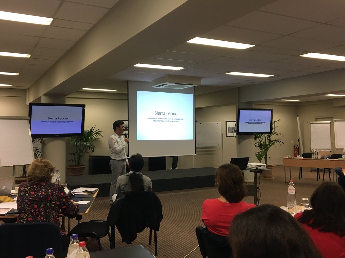 elif_bxl's tweet photo. Guiseppe Pagliano talks about the education support programme in Sierra Leone 🇸🇱: ✔️developed in Ebola crisis context ✔️aim is to strengthen education system ✔️synergies with budget support and CSO projects https://t.co/1luqjwHKtI