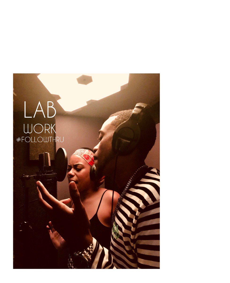 ConvergenceMed1's tweet photo. A behind-the-scene look from the studio session at Bay Eight Studios in Miami!
#ConvergenceMediaGroup #CMG #Music #BayEightStudios #MusicIndustry #Studio #Miami #Recording #RecordingSession #Beats https://t.co/HPuGMX6ZHn