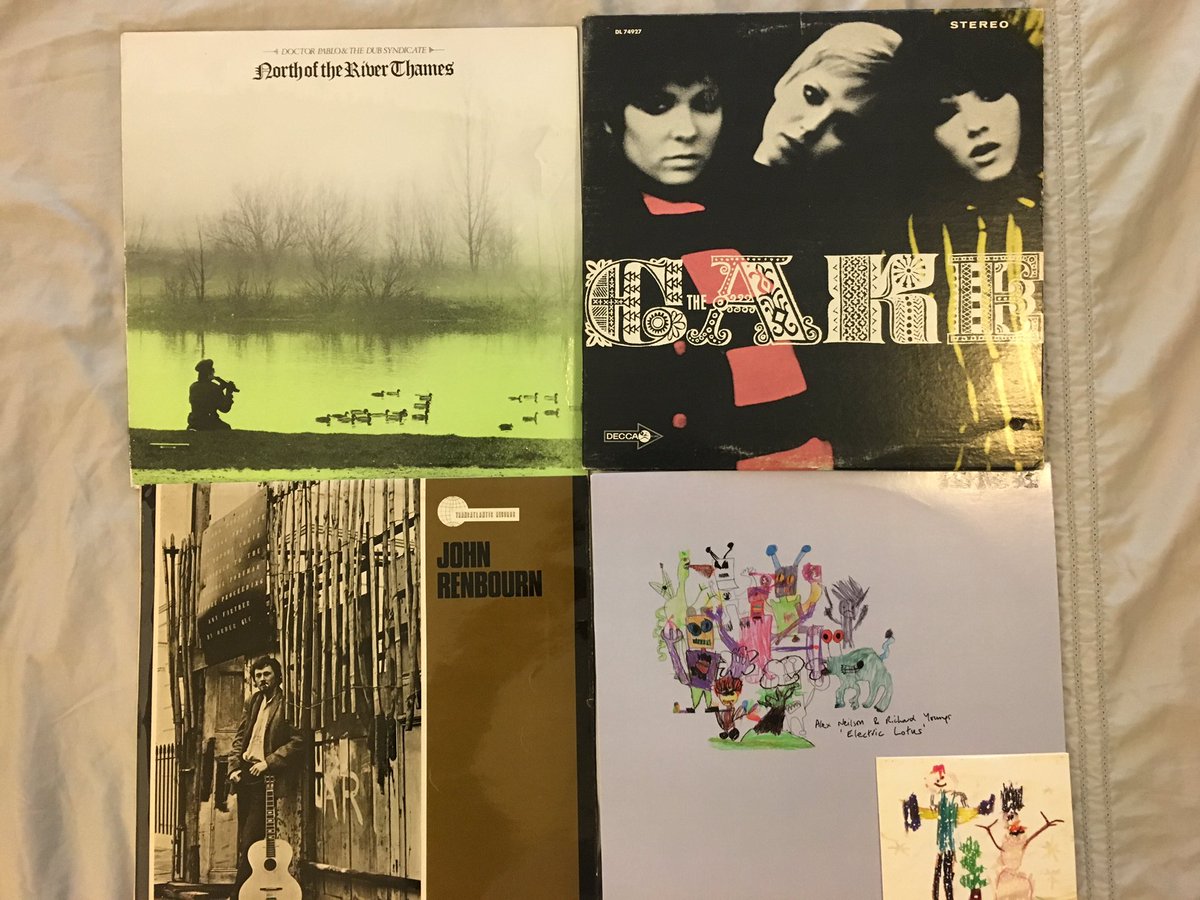 theedovnoodles's tweet photo. Man, people talk ten kinds of 🤮 at record fairs. But...🖤 #thecake @DeccaRecords @nofansrecords #richardyoungs @alex_neilson #electriclotus @vhfrecords #johnrenbourn @Renbourn #transatlanticrecords #doctorpablo #dubsyndicate #northoftheriverthames @onusound https://t.co/ADOnA7faRV