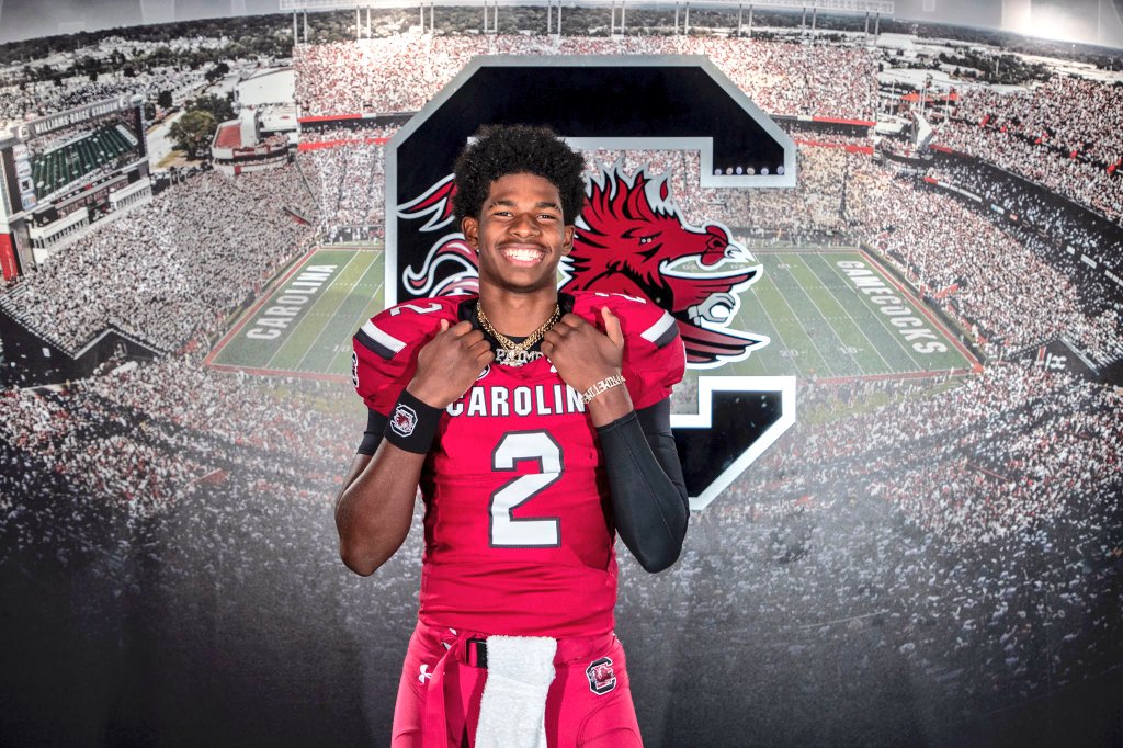 DeionSanders's tweet image. @ShedeurSanders @GamecocksSports @TCCHFootball #2reasons