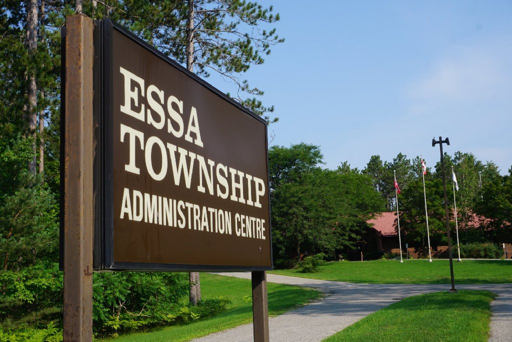 An all candidates meeting takes place tonight in Angus  simcoe.com/news-story/894… @essatownship https://t.co/kmTQO1PfUp
