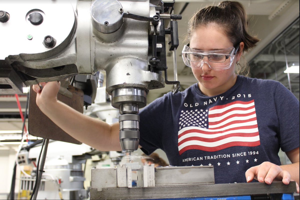 WEREAFTAMU's tweet photo. This past weekend our #mechanicalteam held their 1st workshop introducing our new members to a #Mill. Our ladies learned the basics of mill operation, the names of the components and tooling used, range and gear selection, spindle speed adjustments and saddle and table clamping. https://t.co/1LwrK1DGh7