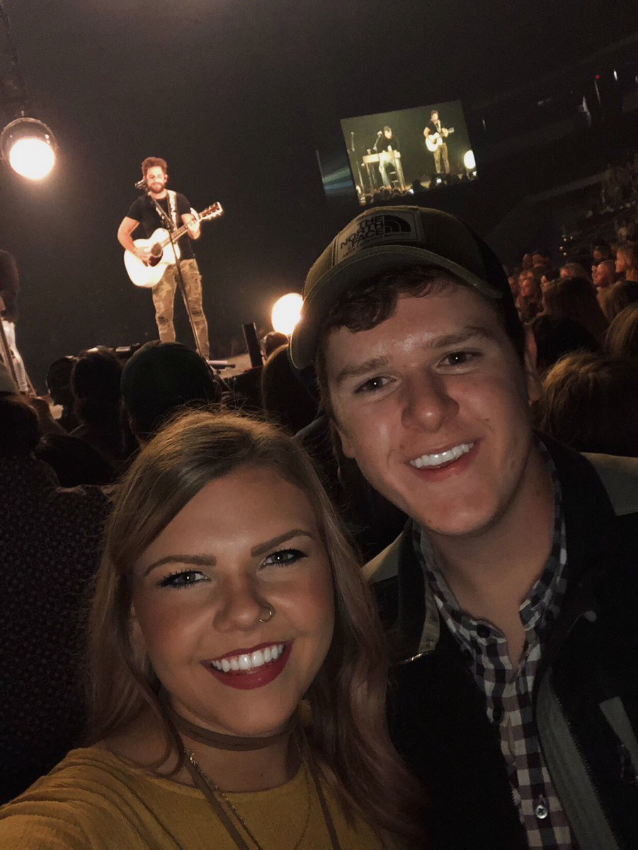 ThomasRhett's tweet photo. Happy anniversary Janna &amp; Colton! Glad y’all enjoyed your seat upgrades in Little Rock! Thanks for using the #HomeTeamApp https://t.co/MGtcbMSmuu