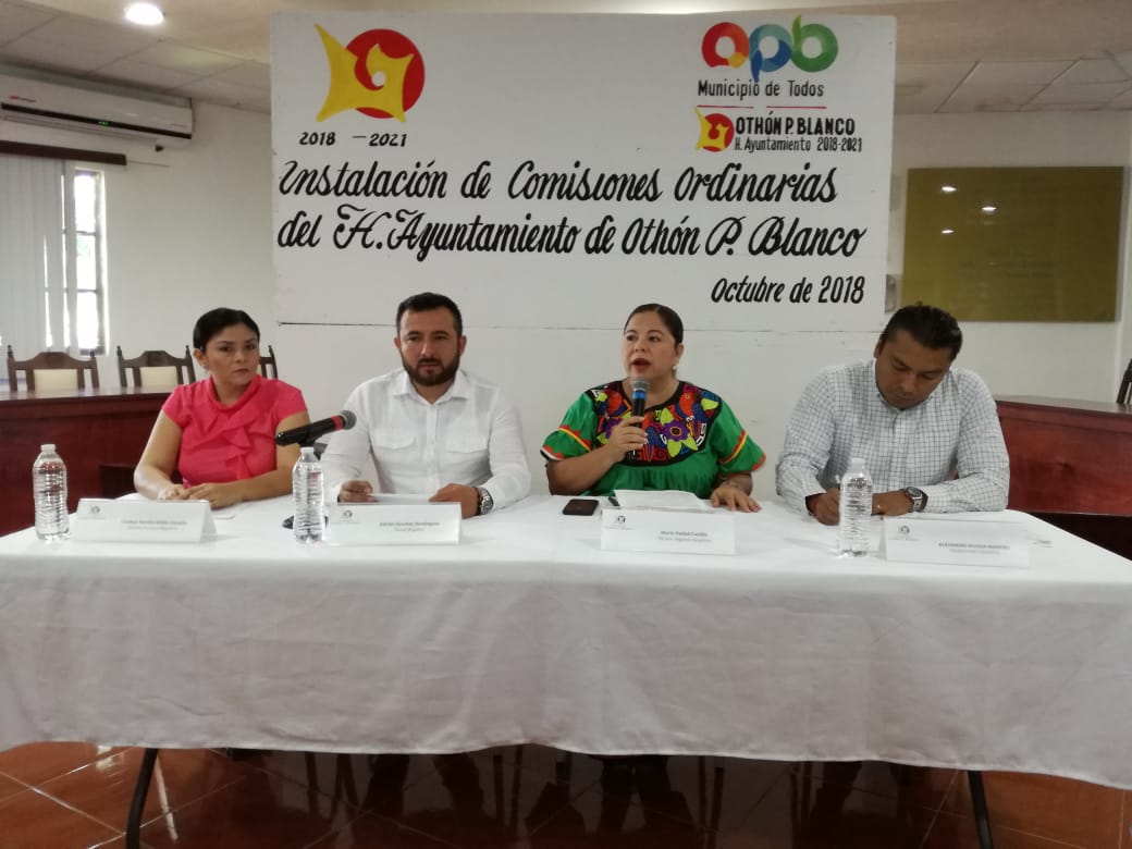 📰#NovedadesChetumal | Sesión e instalación de la Comisión de Desarrollo Urbano y Transporte del Ayuntamiento de #OthóPBlanco, presiden Maria Hadad Castillo; Adrián Sánchez Domínguez, secretario; y Cinthya Millán Estrella, vocal. #Chetumal
📸<a href="/AngelCastilla72/">José Angel Castilla</a>