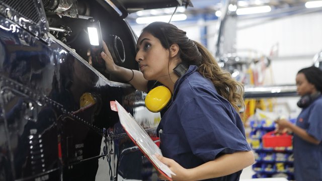 Great read regarding visibility for women in Engineering@HarvardBiz autode.sk/2yhGlU3