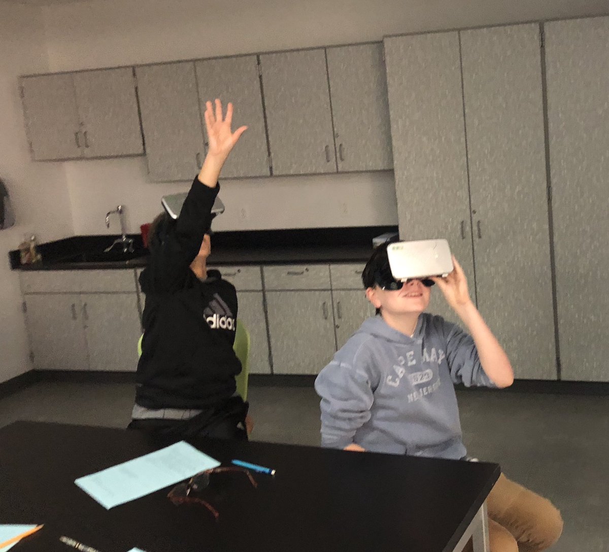 RHS_lib's tweet image. Seventh grade science recently had a Virtual Reality day in the library.  Studying the planets in VR was awesome!  Thanks to the Riverview Educational Foundation for the grant for our equipment! @rjshsraiders