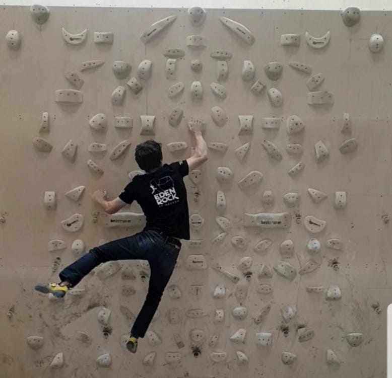 We've now got three bespoke training boards to choose from: 55°, 30° and 10°. All beautiful and all beastly and perfect timing with the winter nights drawing in, it can only means one thing....training time! 😀💪
#edenrockedinburgh #Beastmaker #beastmaker #EdenRockCarlisle
