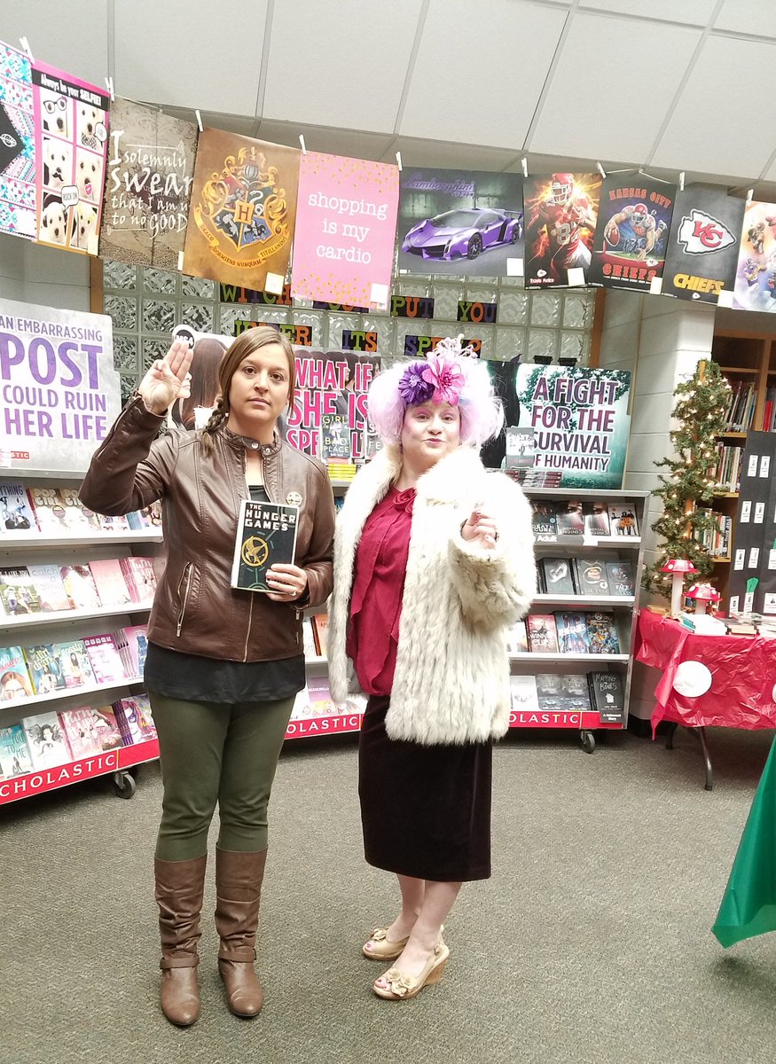 NMSLibraryATeam's tweet image. Book Fair Week!  May the odds be ever in your favor! #NMSChampions