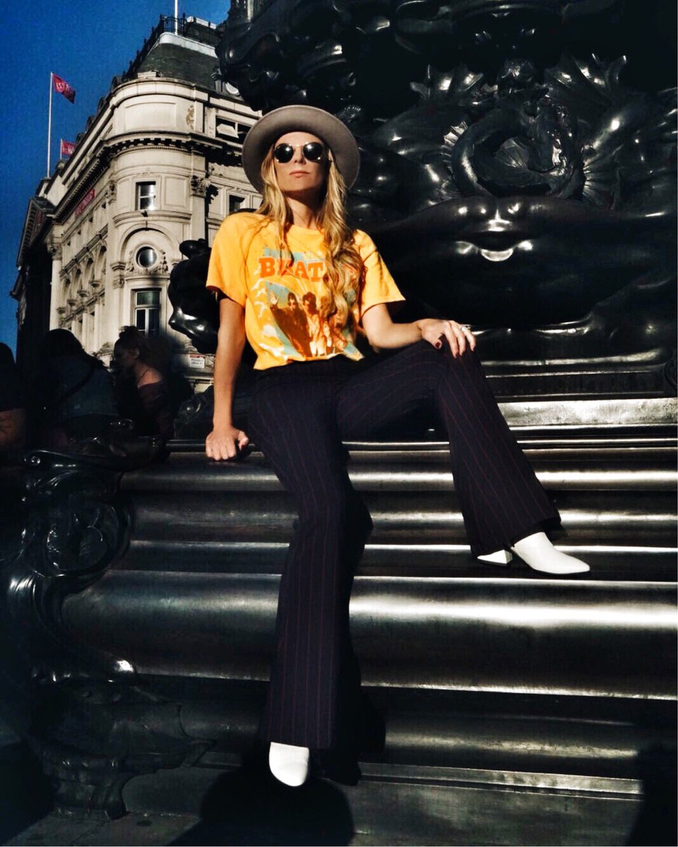 Juliet Angus tweet media