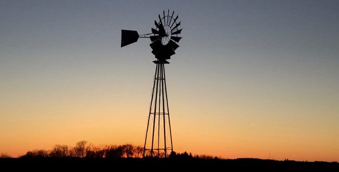 "It was quickly apparent that my childhood experiences were worlds apart from many of my peers. The questions vary in nature but the overwhelming reality is that very few of my peers know anything about rural America." buff.ly/2IZ2Dhu #realsmalltowns