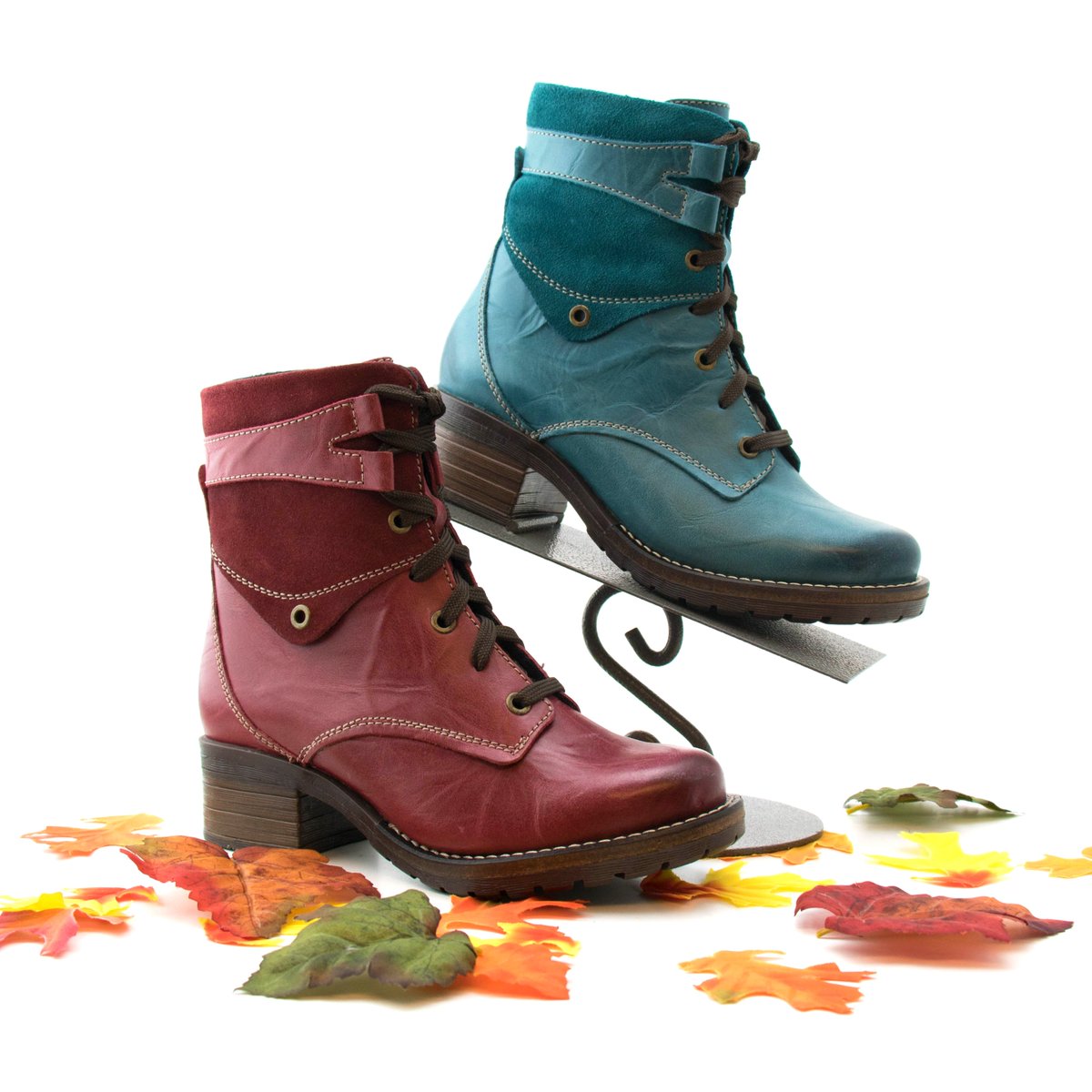 chiappettashoes's tweet photo. π¨ LAST CHANCE! π¨
$10 OFF Men's and Women's footwear ends this Saturday, 10/20. Stop in soon to shop these and many other styles! π₯ππ
https://t.co/nc23AusTky
#FW18 #FootwearSale #FallSale #Womens #Mens #RealShoeStore #BestofKenosha #LastChance #FitExperts #Selection #Boots https://t.co/iBoZCzeXTE