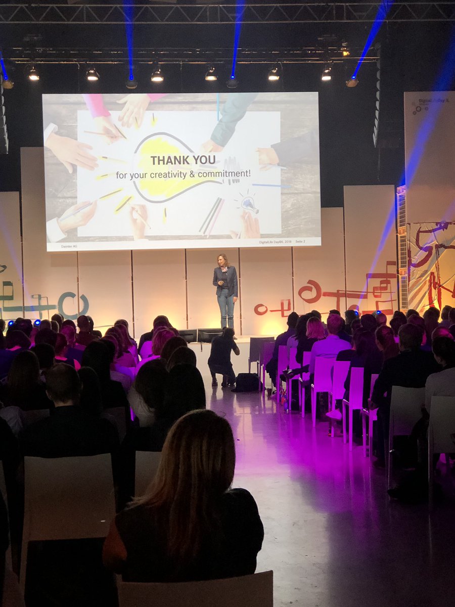 Akoneira's tweet photo. Abschlusskeynote zum heutigen Tag von Renata Jungo Brüngger, bis die Jury sich für den besten Pitch entscheidet @DigitalLife_DAI #DigitalLifeDayIL #LegalTech @Daimler https://t.co/gLfL8H8rVe