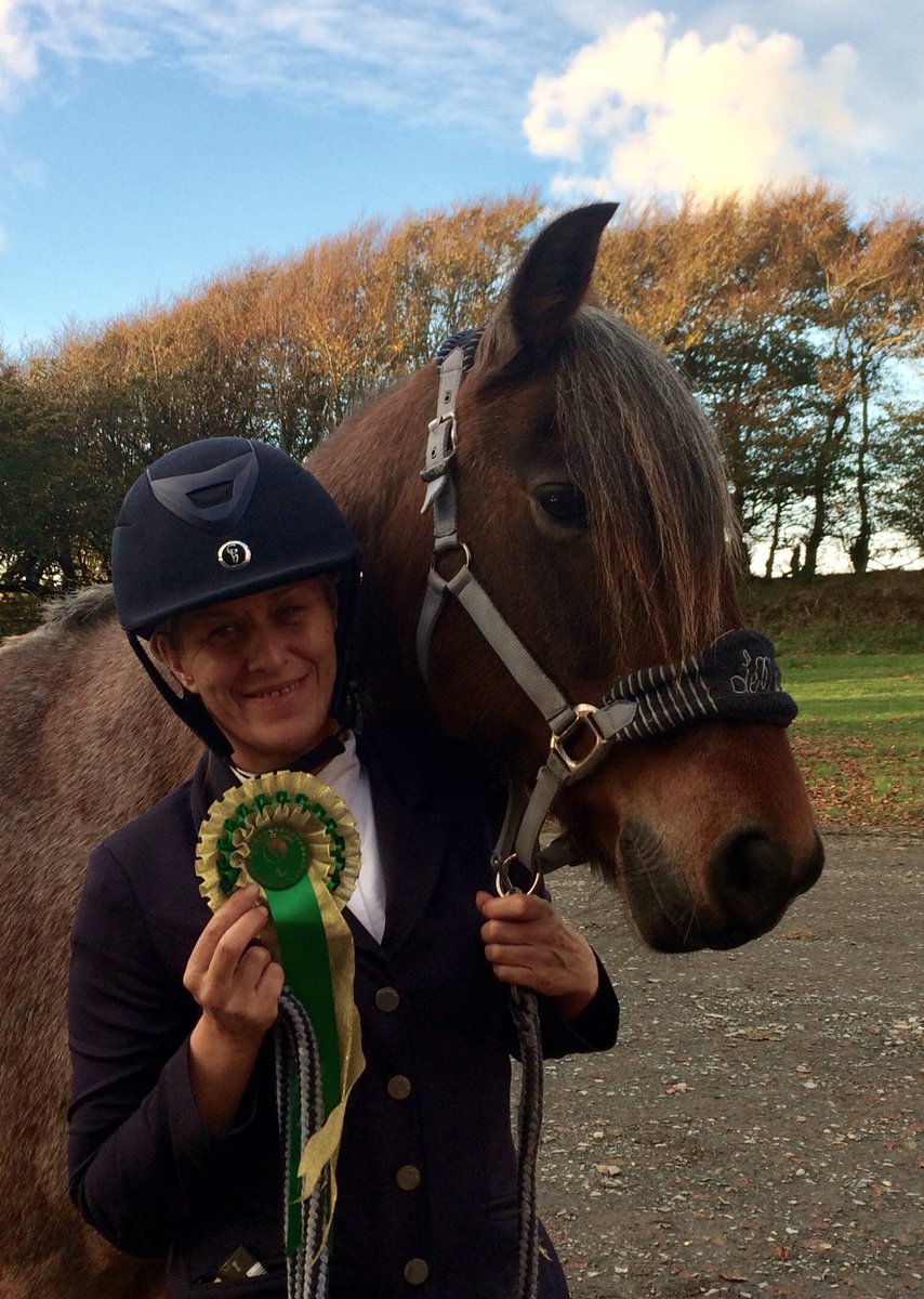 belindawaldock's tweet image. We did it ! After a last minute invite we did our first #dressage test this weekend. Find our starting point! We surprised ourselves and scored 64%!! We won our class but only 2 in it!! lots to do to improve but a great start! #baselinedata #mvp #tdd #agile #equestrian #ci