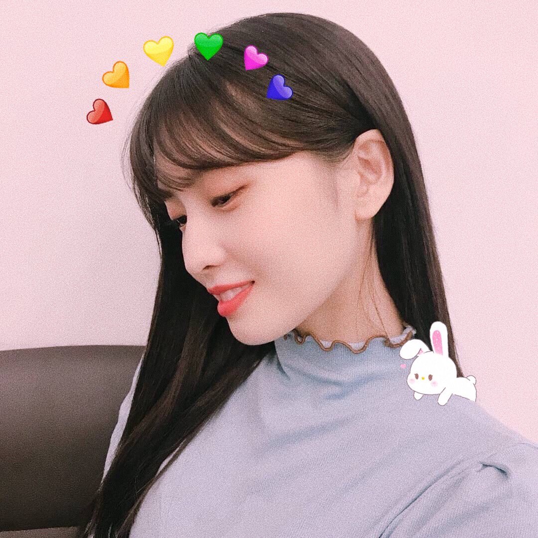 softkgirlbot's tweet photo. ♡ momo — ꒰ #모모 #もも ꒱ https://t.co/GzcTutIIWg