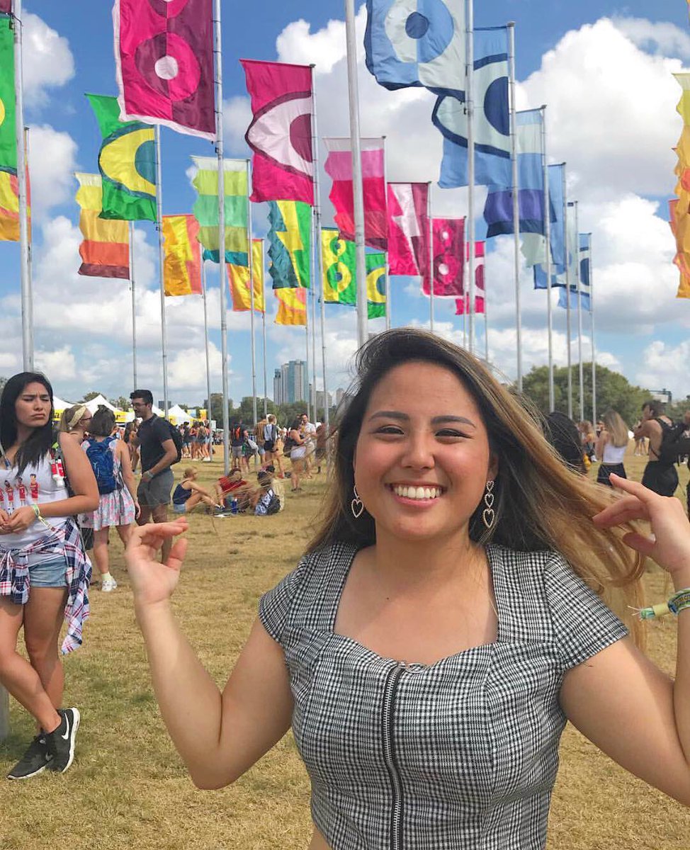 Texas_Angels's tweet photo. Good music, memories, and sisters to share experiences with 💖 #ACL See you next year! 🎵🎶 #txangels https://t.co/KwULW3VFGu