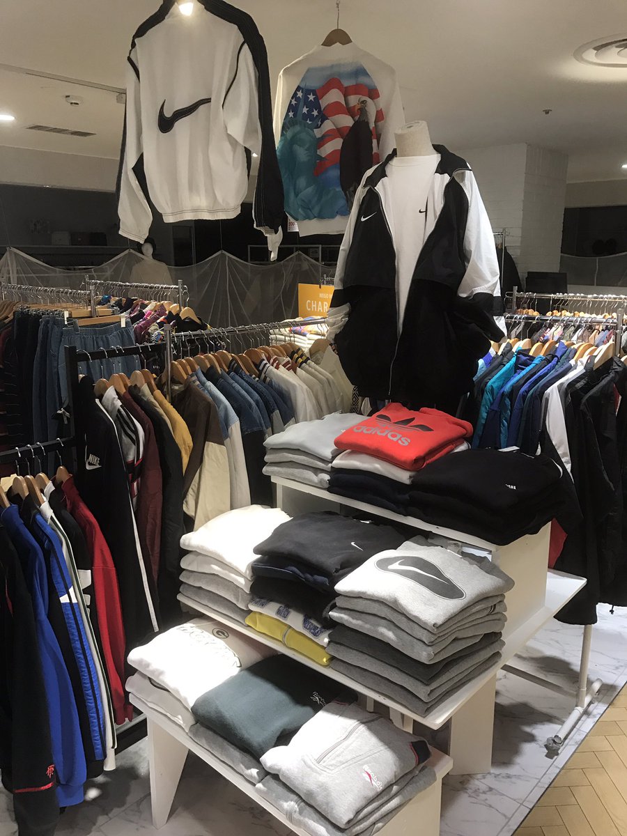 Wego 柏マルイ店 告知 ついに 日付け変わって今日10 16 火 よりwego Limited Store Open 柏屈指の古着バリエーション 入手困難商品多数ご用意 完成した店舗をチラ見せ 10 30よりopen ご来店お待ちしております Wego 柏マルイ 古着 Wego 柏マルイ店 告知 ついに 日付け変わって今日10 16 火 よりwego Limited Store Open 柏屈指の古着バリエーション 入手困難商品多数ご用意 完成した店舗をチラ見せ 10 30よりopen ご来店お待ちしております Wego 柏マルイ 古着
