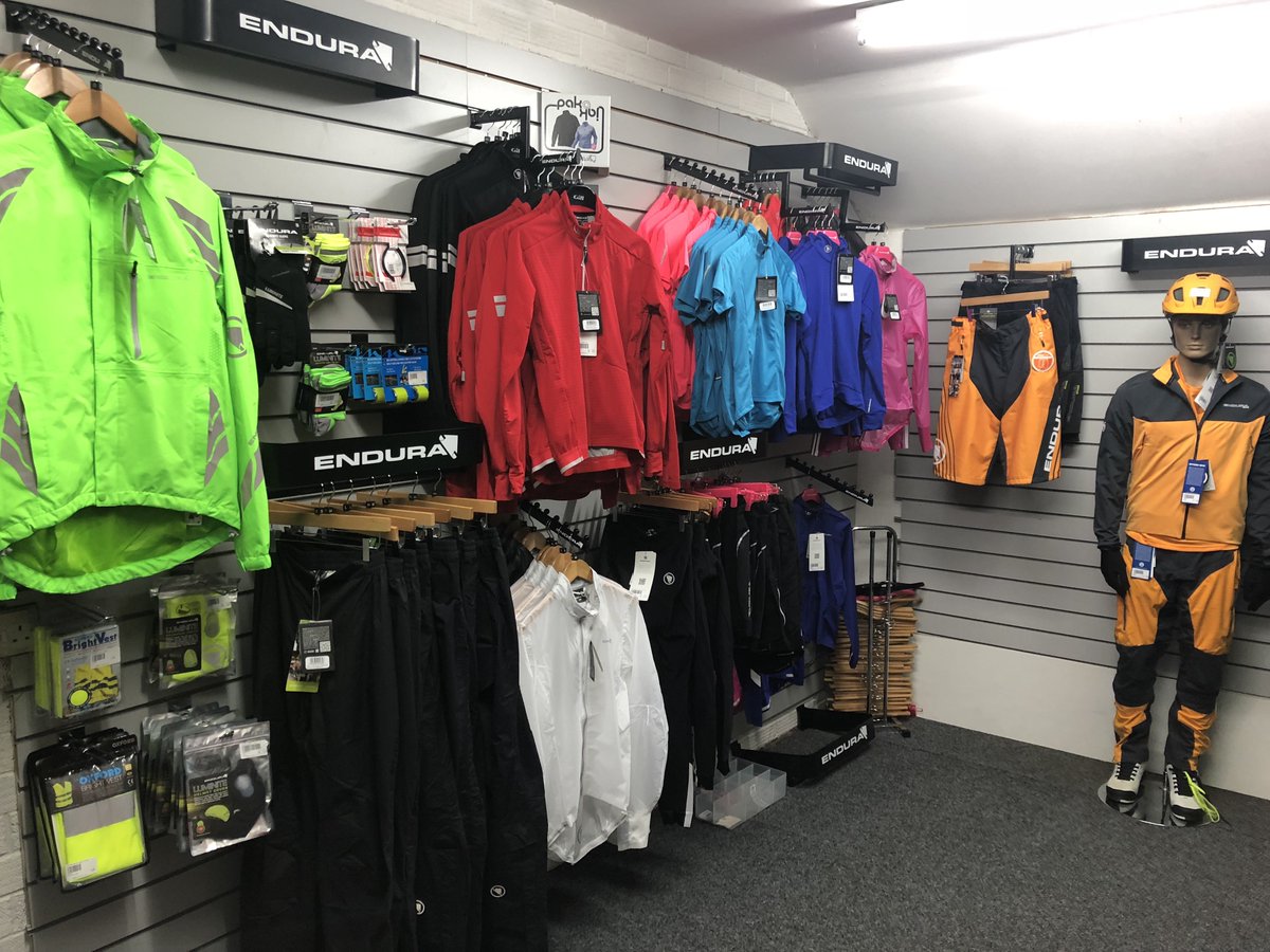 The weather might not be great but the New Autumn/Winter clothing range at Arrow's will keep you riding through the elements.
arrowcycles.co.uk/clothing/aw18
