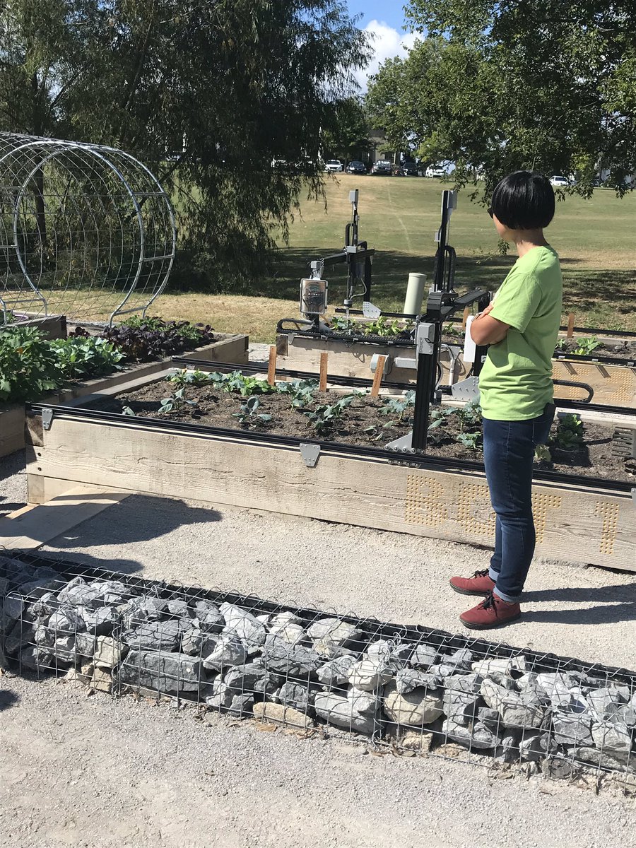 MSU_BNHP's tweet photo. @msstate #CommunityGarden is a joint effort of students, the Department of Landscape Architecture, Plant and Soil Sciences, and our department with help from all sorts of other folks! Even robotics play a role in this hi-tech space. #GreenWeek2018 https://t.co/3sVNpdbfWt