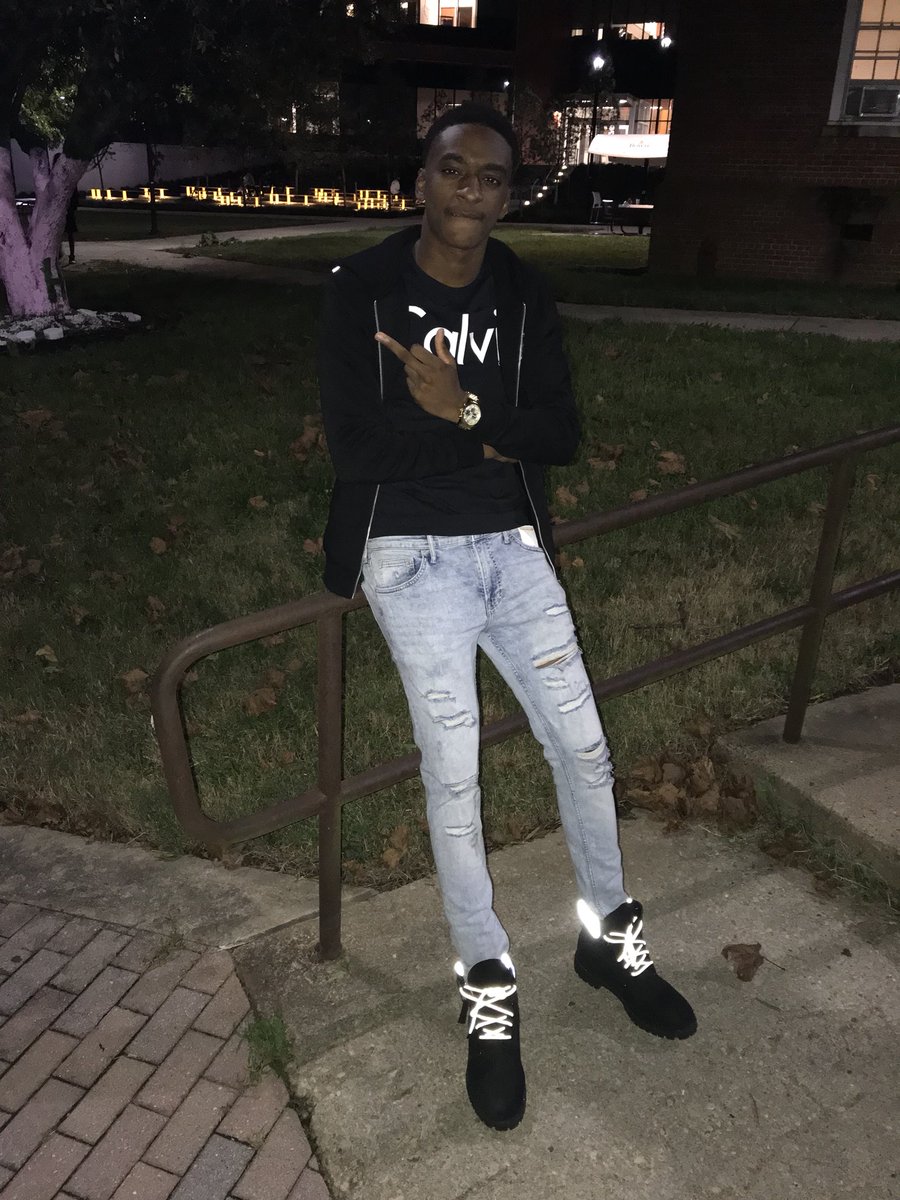 yimi_3's tweet photo. And u know it’s guaranteed when I say promise🤫🎒✨#otcweek18 https://t.co/QlEN2CuCEb