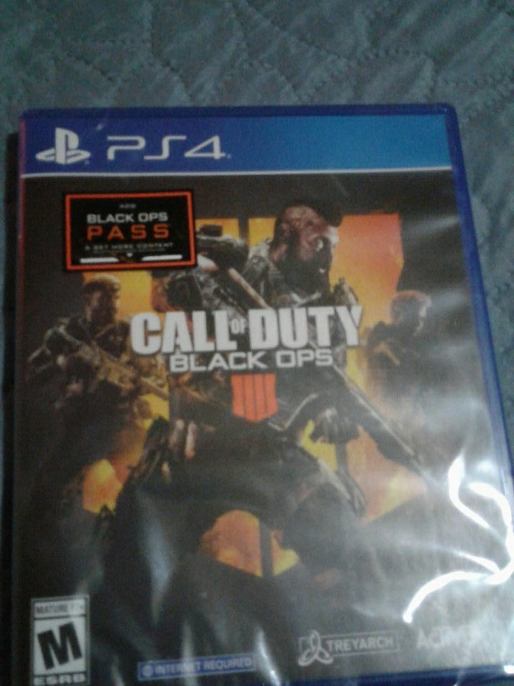 YT_SwerVo's tweet photo. Bad quality photo but FUKK IT sooooo...... YAH KNOW WHAT TIME IT IS GRIND TIME BABY #RushRC #GaGeRC DROPPING NUKE FIRST GAME MAYBBEEEEE GONNA GRIND THESE STREAMS MAN #BO4 @RushPubstomping @BereaI_ @aT_Cataylst @S3MTX_ @TheCrisisLive @TheTeamGaGe https://t.co/91r31yWV9t