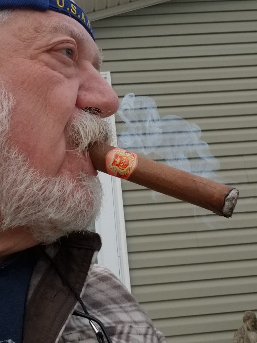 PHOTO JOE tweet media