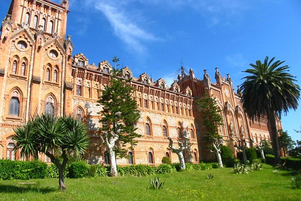 Villa de #Comillas en #Cantabria
#turismocomillas #turismoencantabria
turismocomillas.com/es/informacion…