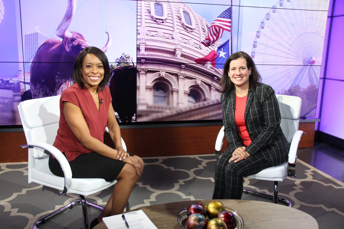 NBCDFWCommunity's tweet photo. Recently, @KristiNBC5 sat down with Jennifer Scripps, the Director of the Cultural Affairs Office for the City of Dallas! Learn more: https://t.co/zwXUO6XU4R  @CityOfDallas @DALculturalplan https://t.co/1Uzg5MpQv8