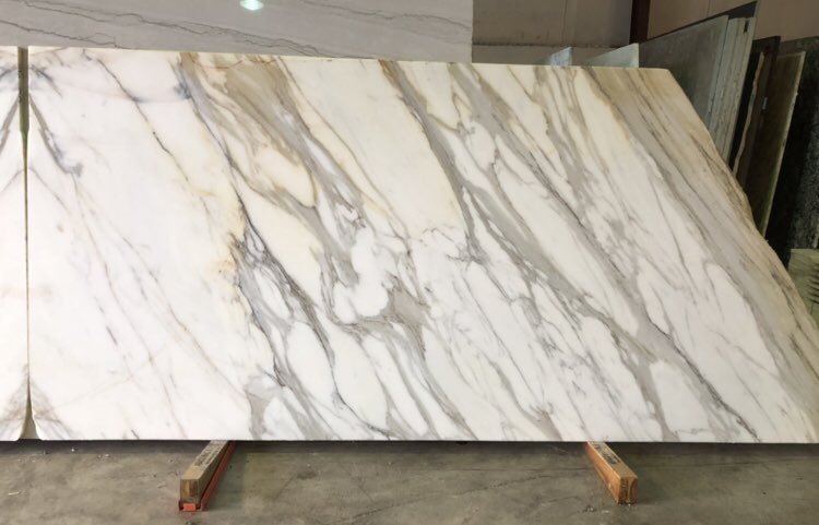 #Calacatta Borghini - Featured Stone