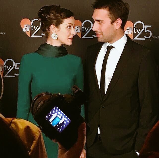 Ayselllce's tweet photo. İrem in duruş bakış mimiklerinin tercümesi 
'Aklını alırım Ulaş Tuna Astepe ' 😂😂😂😂
#SenAnlatKaradeniz https://t.co/AOQsSeCYUi
