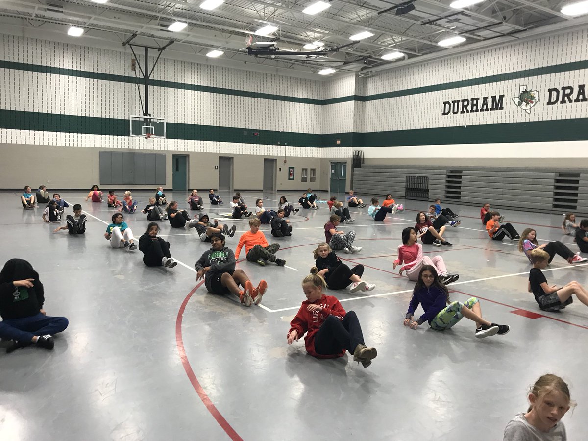 pe_dragons's tweet photo. This is how we stayed warm today! A little bit longer than normal on the warmups today. @Carrollisd @durham_pe @DonDurhamSLC @SLCAthletics https://t.co/Aq3XudLEN9