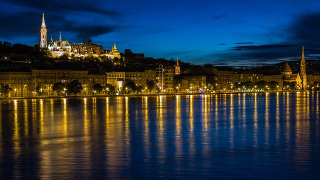 muchosviajes's tweet photo. 4 Días en Budapest con Visitas            
RESERVAS: https://t.co/mPbxUs3FIB Viaje de 4 Días desde  220 € https://t.co/rt5ET7Wky4