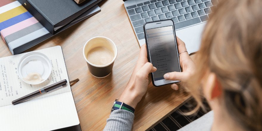 AvocadoSocial's tweet photo. It's a really good time to take stock and audit your social media activity. 

You can learn SO much from doing this including saving time ⏱️and energy ⚡on tactics that are aren't working. 

Get our 5 top audit questions here ➡️

https://t.co/diTSfsJ16y

#MotivationMonday https://t.co/OAp0mVpc8E