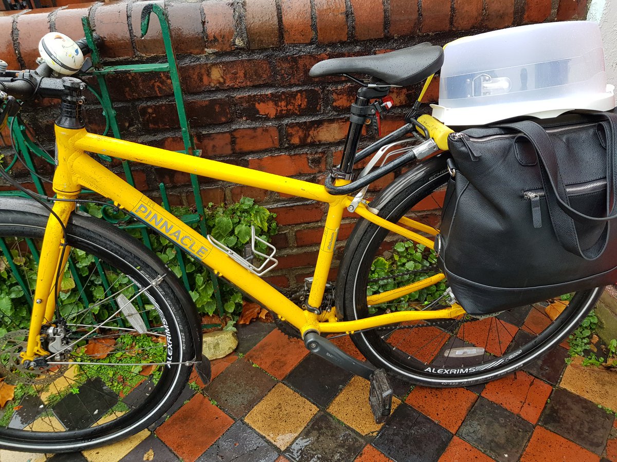 ZoeBanksGross's tweet photo. The thought of driving 5 miles across #Bristol to work in the cold, hard rain crossed my mind this morning, but exercise, less stress and waterproofs made the choice to #cycle easier.  #cycletowork https://t.co/r4WA6BfqoJ