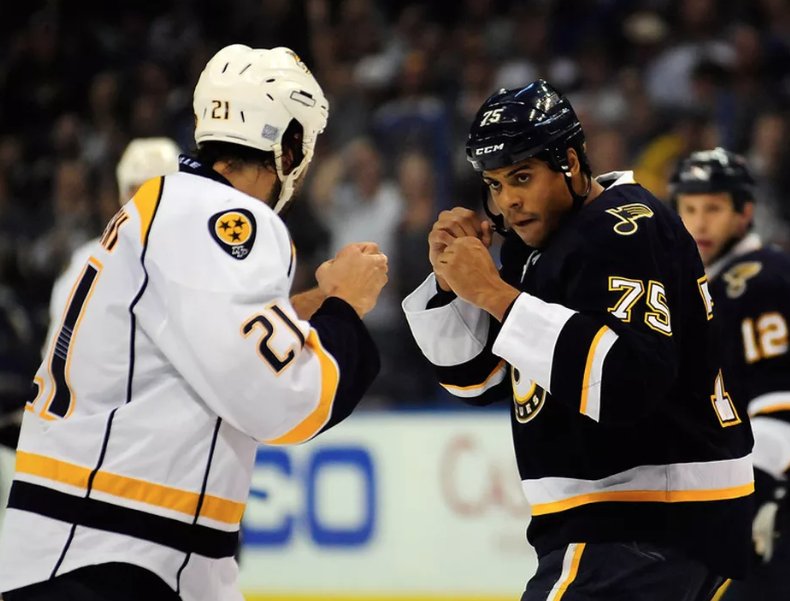 PredsAlmanac's tweet image. #OTD in #Preds history (2011):
Zack Stortini spends more time in the penalty box than on the ice as he plays his only game in a Nashville sweater, logging seven penalty minutes despite just 4:53 of ice time.

(pic: Jeff Curry)