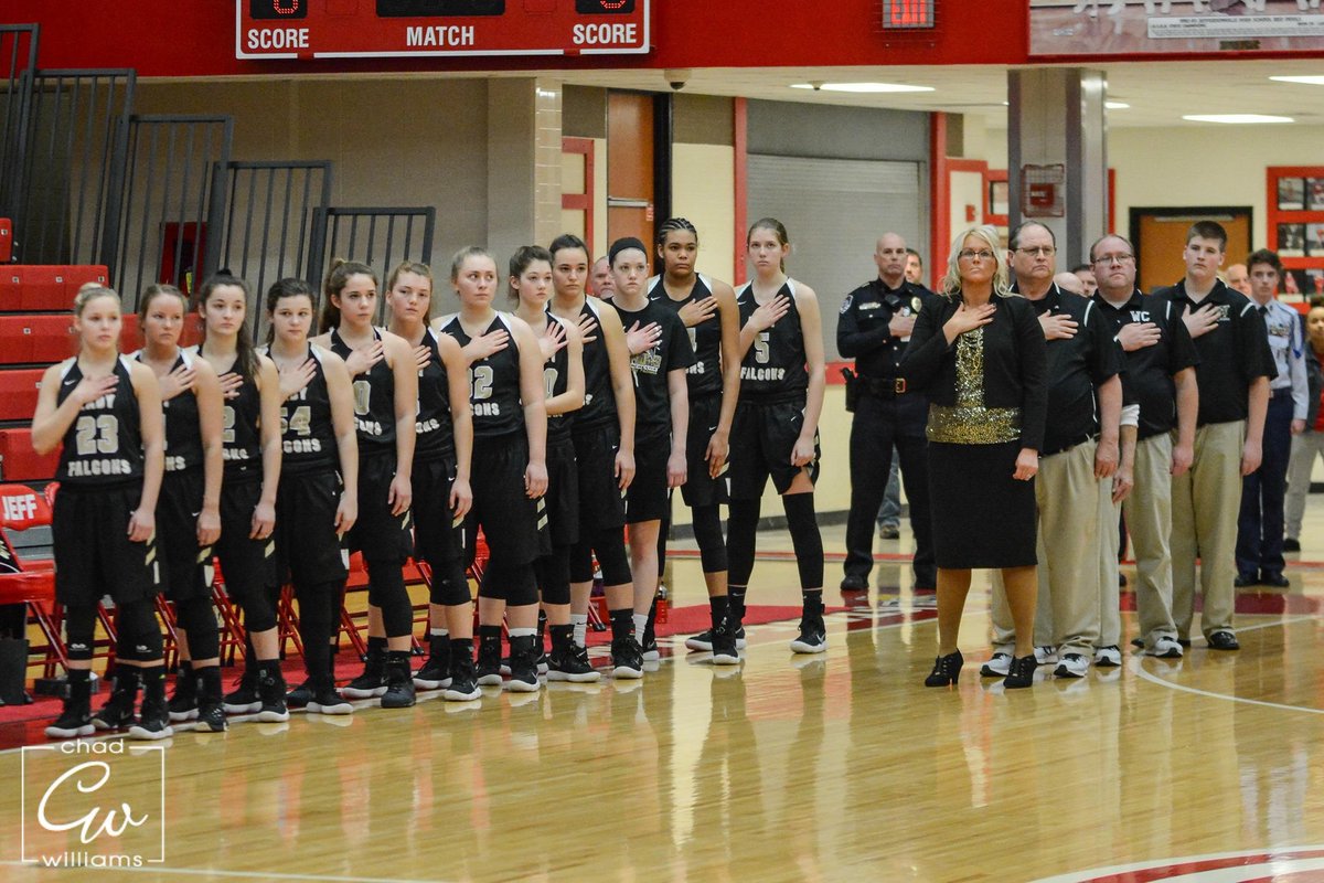 Basketball officially starts back up today, time for another memorable season❤️🏀