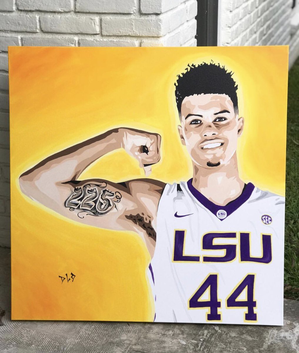ArmchairSEC's tweet photo. Baton Rouge artist @dlo1999 paints tribute fallen LSU basketball player, Wayde Sims

#RIPWayde https://t.co/Ehq0b2Ni0L