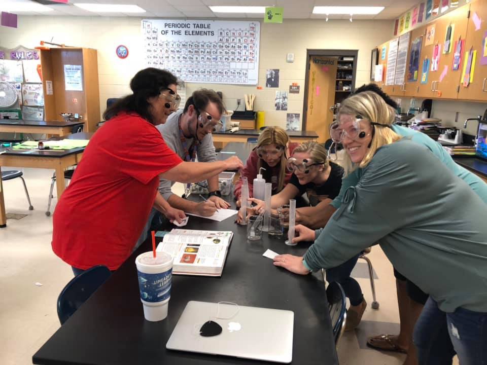 LeslieLwheeler's tweet photo. Sometimes teachers need time to reflect and recharge!  
Reflection = Data Awareness
Recharge = Faculty Scavenger Hunt
#SFMSPD
#PDatitsbest https://t.co/nRI8xkeyfu