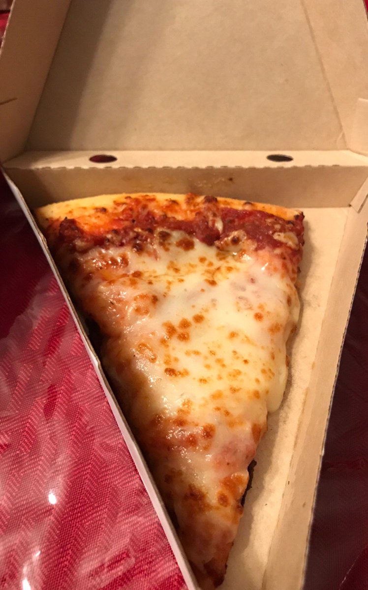 "Food is good,but commonly forget important stuff via the drive thru" #FoursquareFind <a href="/fazolis/">Fazoli's</a> 4sq.com/2ykUvUD