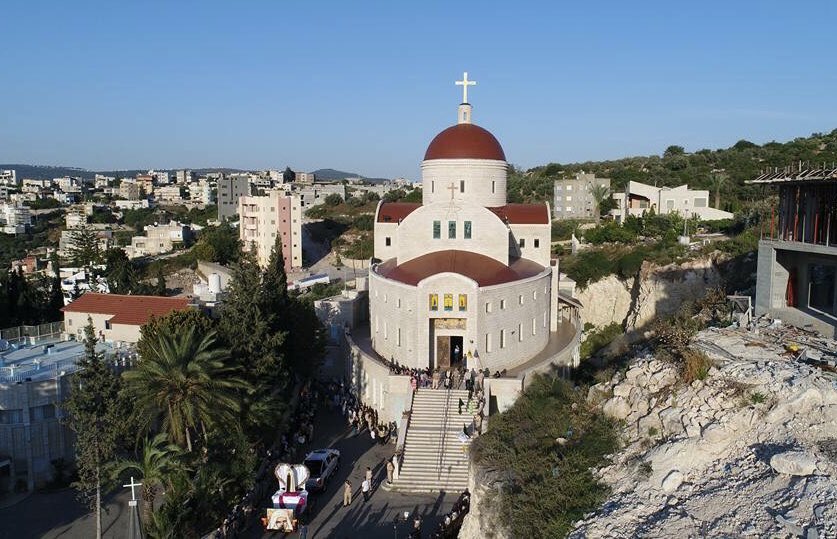 Ibillin عبلين is a Palestinian town in the Galilee and home to 6k Christians. The town has 4 churches and a shrine built on the house of the new Palestinian saint Mariam Bawardi.