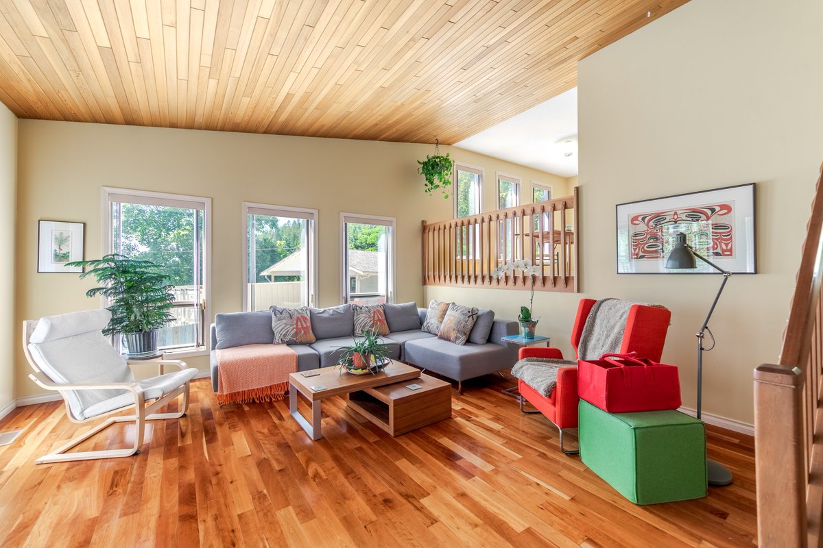 StoneSisters's tweet image. #Developmentpotential! Development cost approx $30k already paid. 1/2 acre property 6 mins to downtown in a highly desirable neighborhood. Allergen-free, energy efficient five-bedroom home with numerous updates! 462 Clifton Rd

Lower level could be a self-sufficient in-law suite