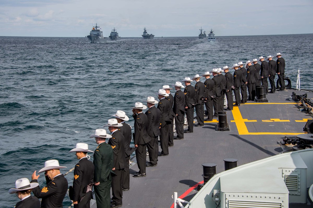 CJOC_COIC's tweet image. Did you know we sometimes wear cowboy hats on board #HMCSCalgary?

Crewmembers “man the side” as the ship passes Republic of Korea Ship Dokdo for the International Fleet Review off the coast of Jeju, Republic of Korea. #OpPROJECTION