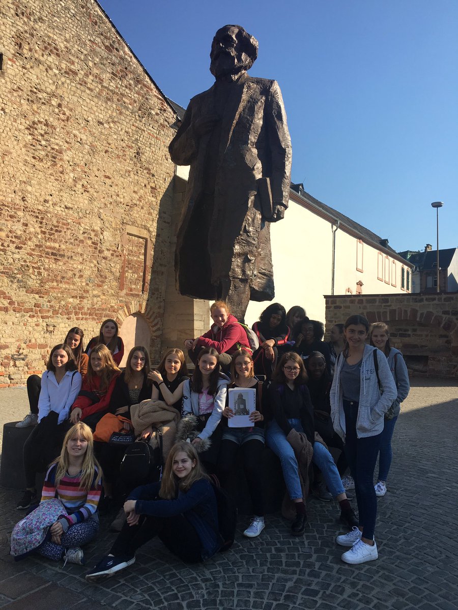 bhsdeutsch's tweet photo. A warm welcome awaited @BlackheathHigh exchange students at the Angela Merici Gymamasium, Trier today as we enjoy extraordinary weather - 26 degrees, cloudless skies - on the return leg of our German exchange. Many good memories already made and many more to come! https://t.co/mW23Lqqxhv