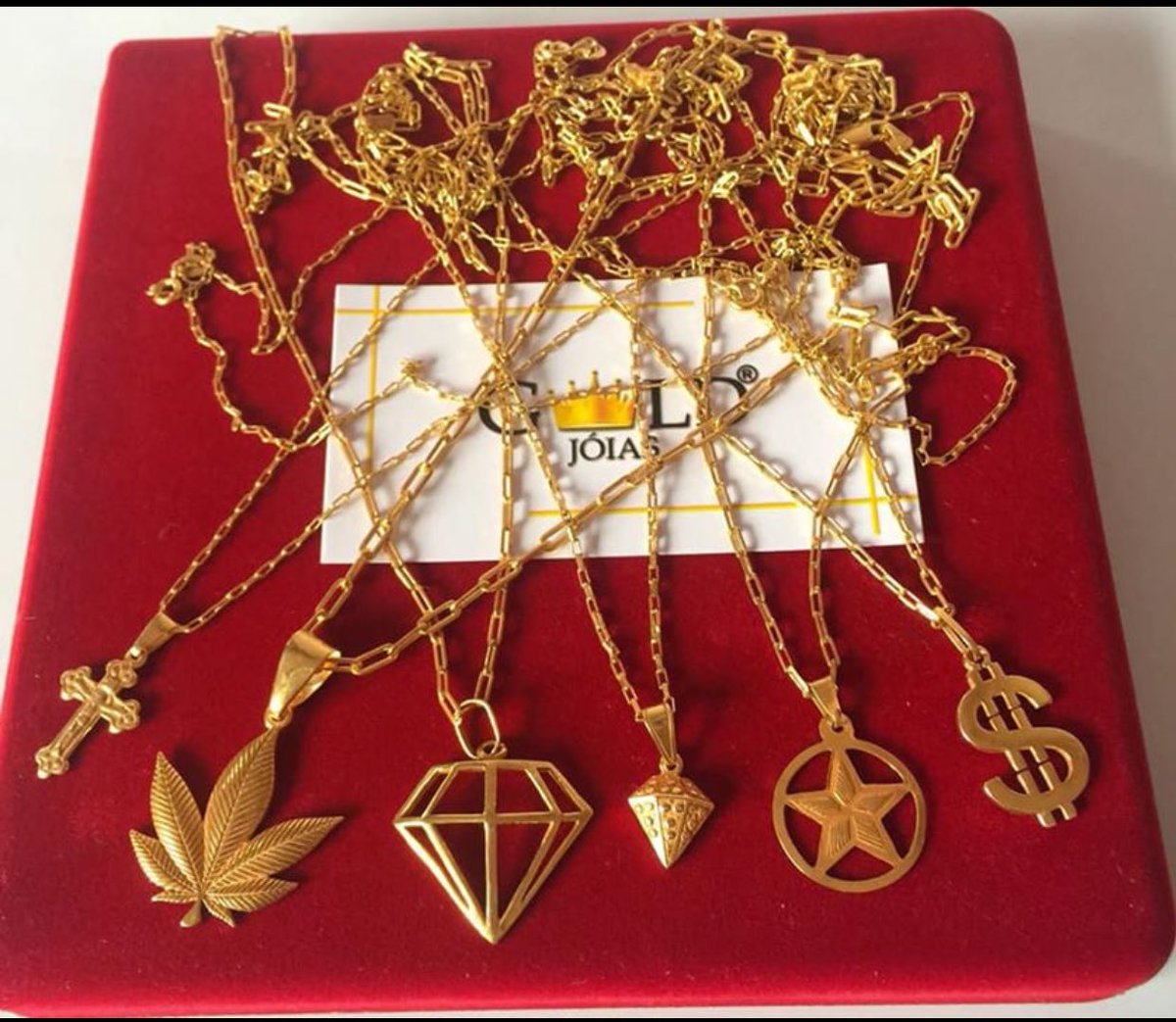 GoldVix's tweet photo. CORDรES FEITOS EM PRATA E BANHADOS NO OURO + PINGENTES ๐๏ธ๐๐ฅ
A PARTIR DE R$ 90,00.
MODELOS EXCLUSIVOS E A PRONTA ENTREGA ๐๐๐
โญ
๐ฒ027 99746-8293
#usegold #ouro18k #027
#joiaspersonalizadas https://t.co/rrKTj7geXb