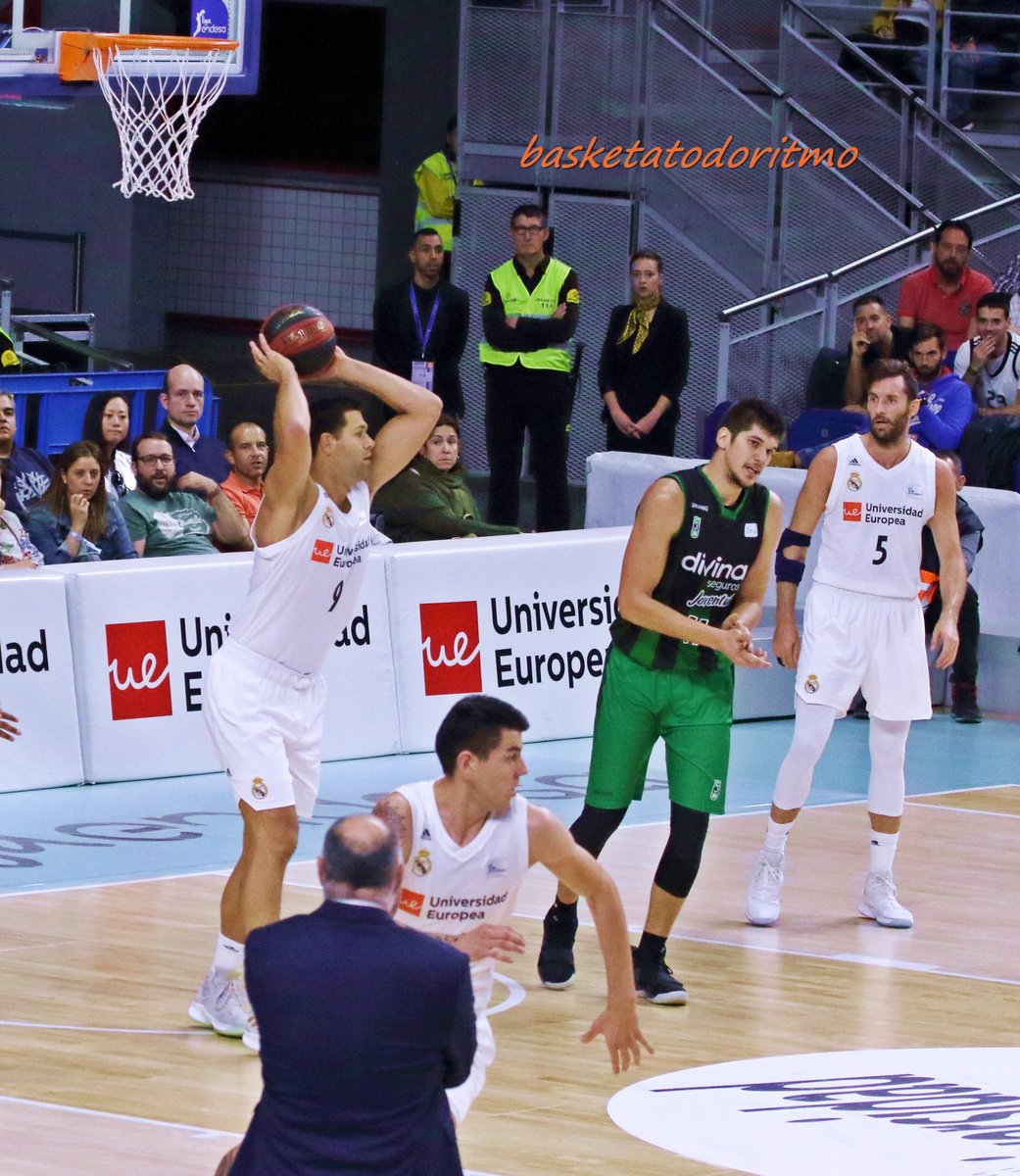 BasketatodoRitm's tweet photo. ¿qué me decís del tandem interior @gabriel_deck - @9FelipeReyes ? Cuando salen a jugar en el 4 y el 5 respectivamente son una pesadilla...triples, cargando el rebote , forzando faltas... https://t.co/UdClne0l3h