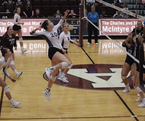 AlmaScotsVB's tweet image. SENIOR NIGHT is tomorrow! 6:30pm vs Olivet, in Art Smith Arena! 

Be there at 6:20pm to help us honor Brooke, Bri, &amp;amp; Katie. #ACVB